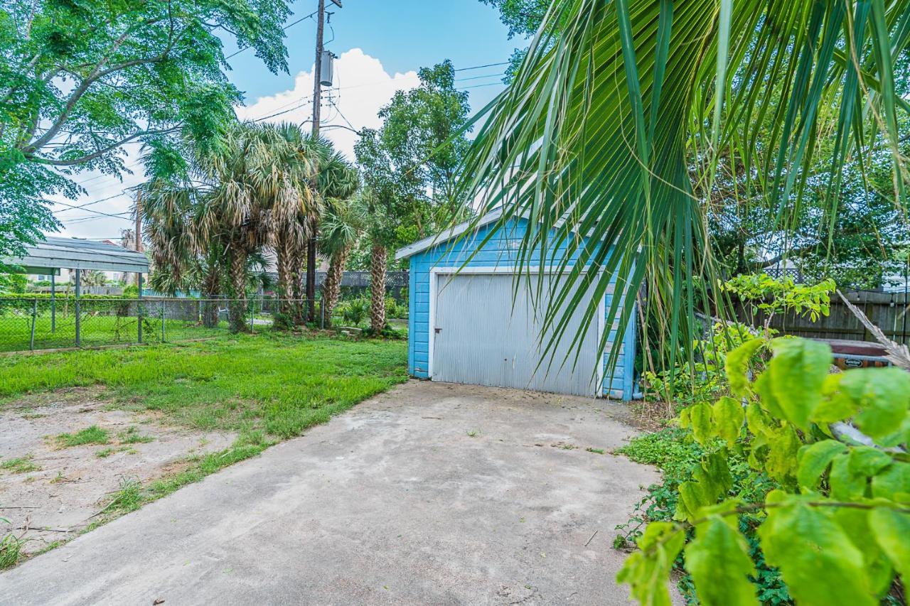 Uptown Cottage Newly Updated Home Near The Strand Galveston Harbor And Utmb المظهر الخارجي الصورة