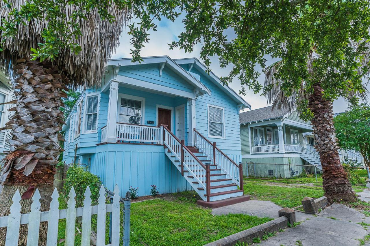 Uptown Cottage Newly Updated Home Near The Strand Galveston Harbor And Utmb المظهر الخارجي الصورة